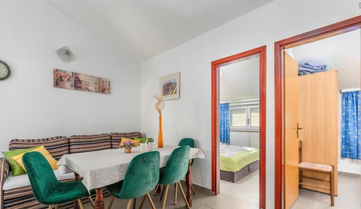 House Lucija Apartment Porec Exterior photo