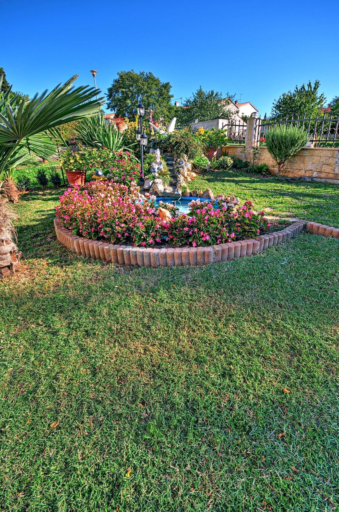 House Lucija Apartment Porec Exterior photo