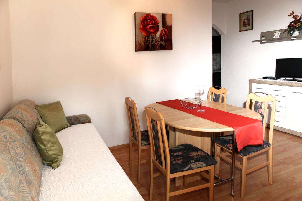House Lucija Apartment Porec Exterior photo